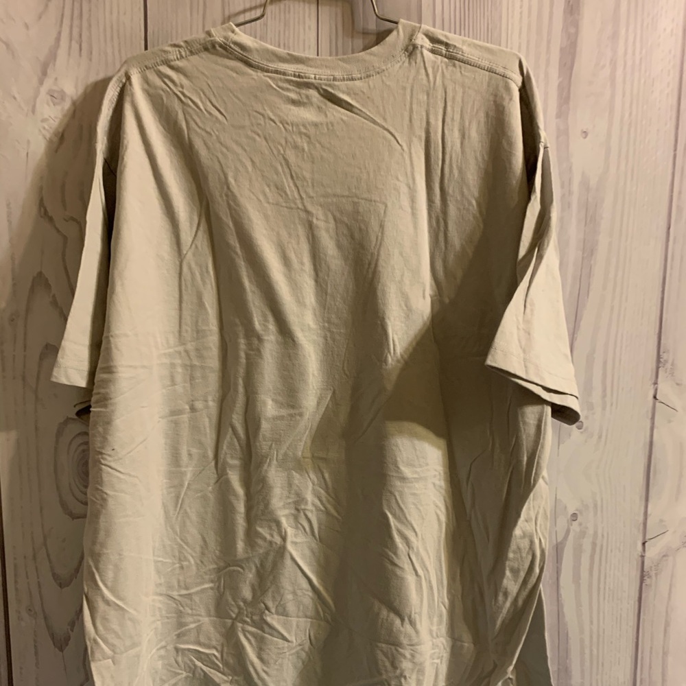 Arrested Development character T-shirt. - Picture 4 of 4